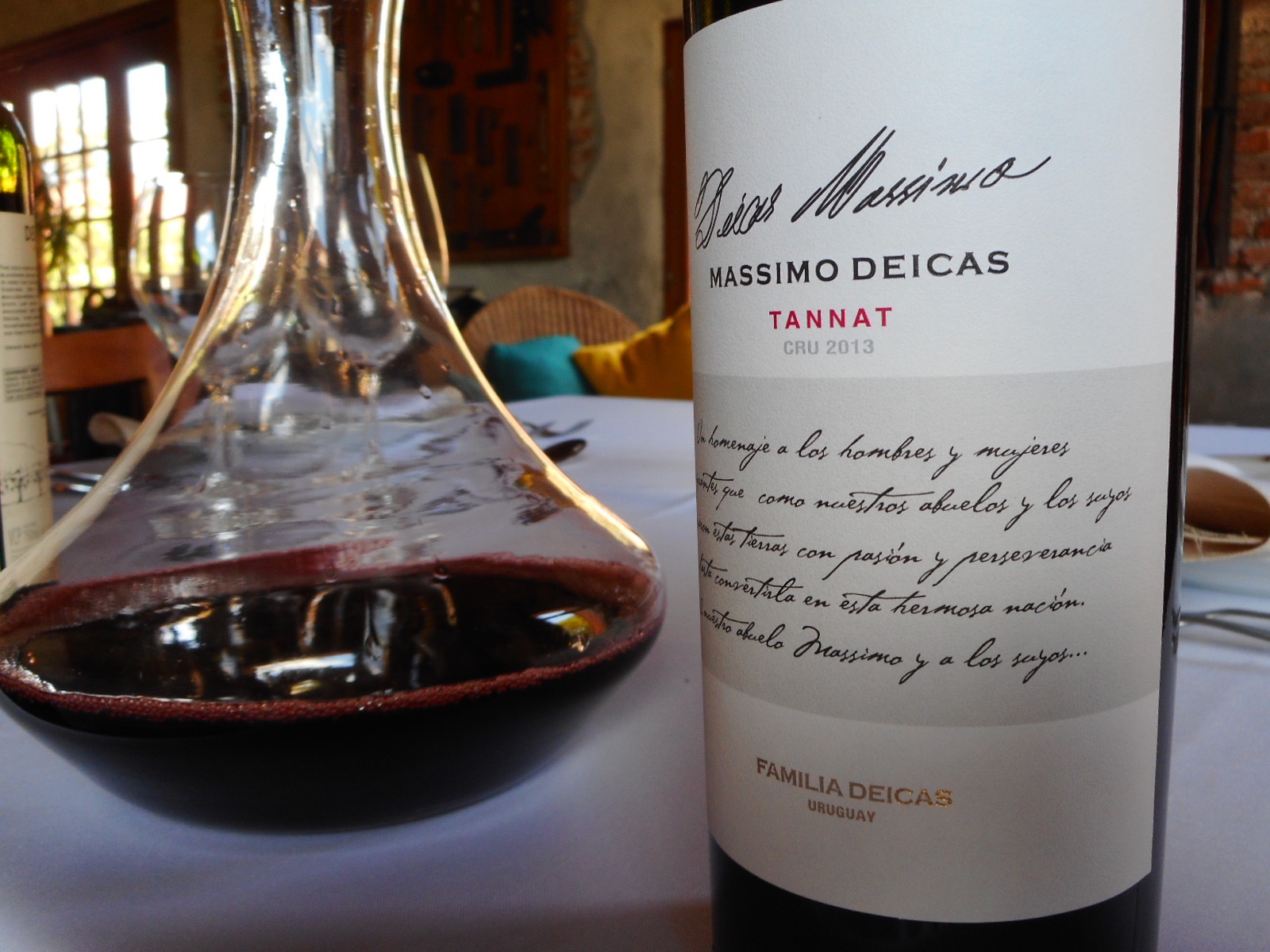 Tannat Wine Bar - Wine Locals