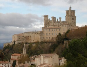 Photo of La cathédrale Saint-Nazaire de Béziers by VPE via Wikimedia Commons
